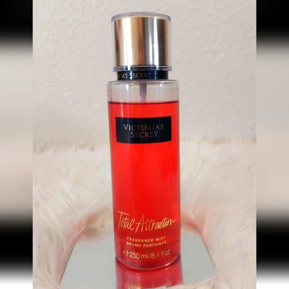 Victoria's Secret Total Attraction - Picture 1 of 1